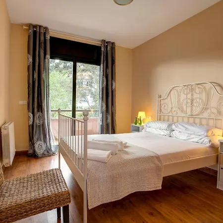 Sant Eloi Sleeps 8 Pool Wifi Villa Lloret de Mar